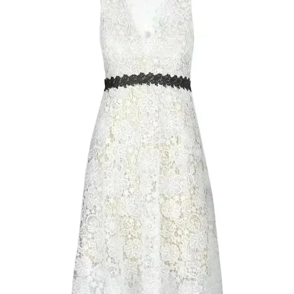 Donna Morgan Lace Dress